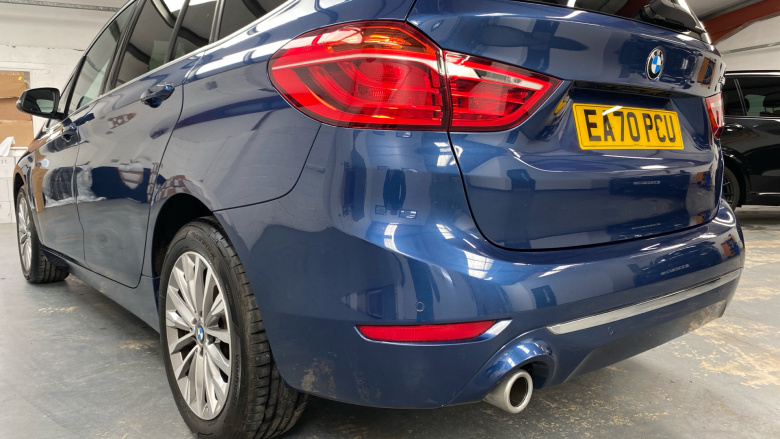 BMW 2 Series 218i Luxury 5dr Step Auto Petrol Estate